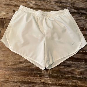 Nike Shorts Size Junior Large White EUC